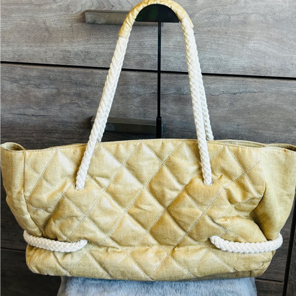 🌸 Rare!! Chanel Limited Edition 2008 Cruise Yacht Coated Canvas tote bag🌸 - Picture 7 of 15